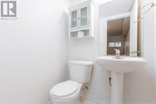 15 - 2464 Post Road, Oakville (River Oaks), ON - Indoor Photo Showing Bathroom