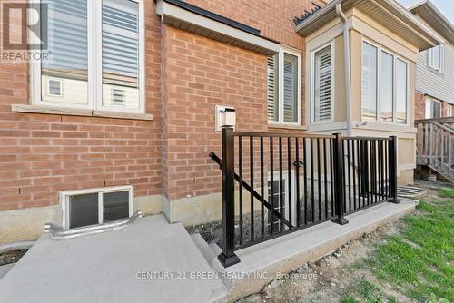 31 Mincing Trail, Brampton (Northwest Brampton), ON - Outdoor With Exterior