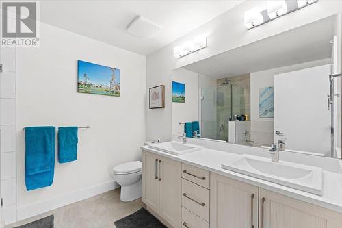 4380 Lakeshore Road Unit# Ph6, Kelowna, BC - Indoor Photo Showing Bathroom