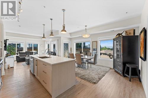 4380 Lakeshore Road Unit# Ph6, Kelowna, BC - Indoor