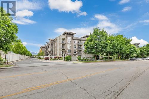 567 Yates Road Unit# 201, Kelowna, BC - Outdoor