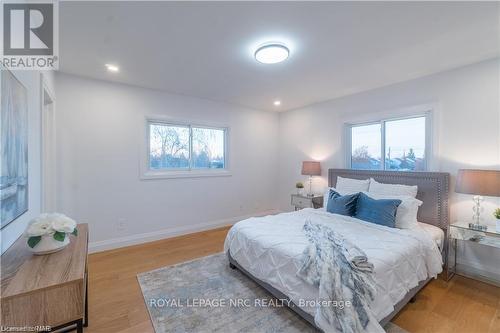 1104 Vansickle Road, St. Catharines, ON - Indoor Photo Showing Bedroom