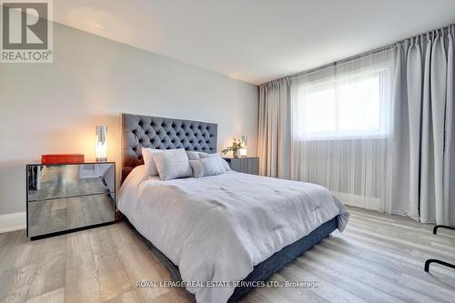 514 Vyner Crescent, Oakville (Bronte West), ON - Indoor Photo Showing Bedroom