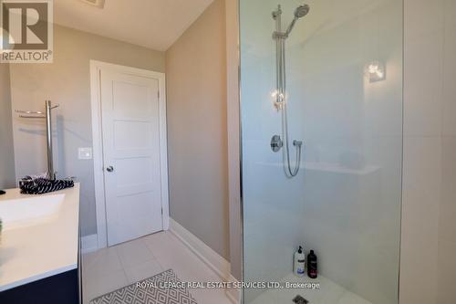 514 Vyner Crescent, Oakville (Bronte West), ON - Indoor Photo Showing Bathroom