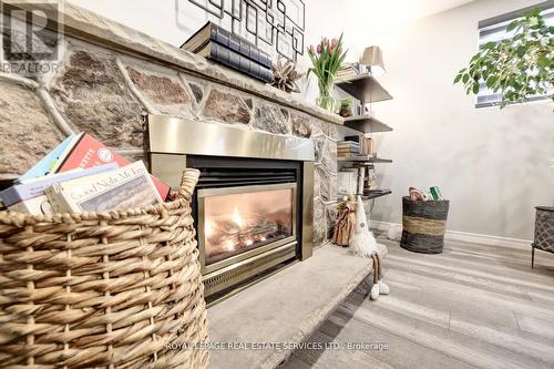 514 Vyner Crescent, Oakville (Bronte West), ON - Indoor With Fireplace