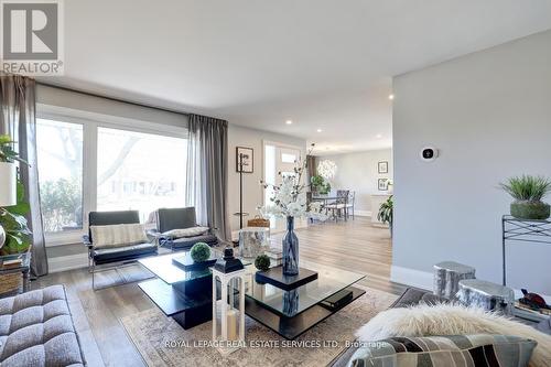 514 Vyner Crescent, Oakville (Bronte West), ON - Indoor Photo Showing Living Room