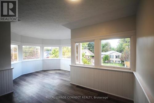 55 Cayuga Street, Brantford, ON - Indoor Photo Showing Other Room