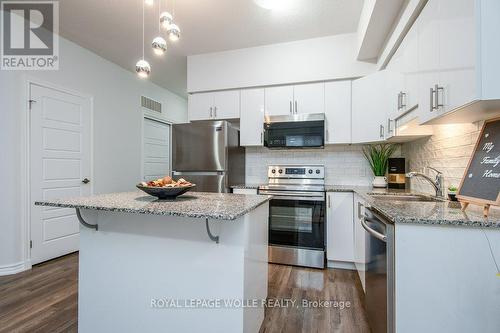 25B - 1430 Highland Road W, Kitchener, ON - Indoor Photo Showing Kitchen With Stainless Steel Kitchen With Upgraded Kitchen