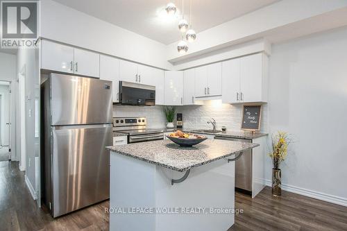 25B - 1430 Highland Road W, Kitchener, ON - Indoor Photo Showing Kitchen With Stainless Steel Kitchen With Upgraded Kitchen