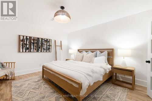 1078 Woodwinds Road, Muskoka Lakes, ON - Indoor Photo Showing Bedroom