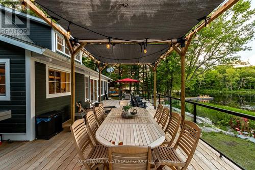 1078 Woodwinds Road, Muskoka Lakes, ON - Outdoor With Deck Patio Veranda With Exterior