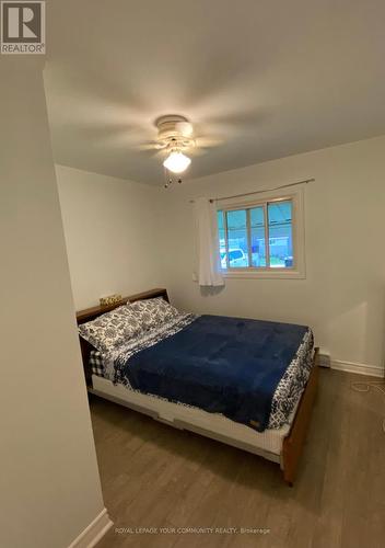 644 Chestnut Street, Innisfil, ON - Indoor Photo Showing Bedroom