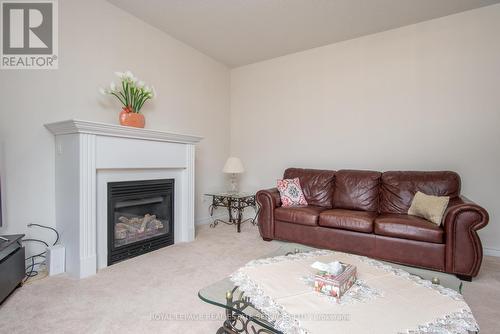 757 Halbert Drive, Shelburne, ON - Indoor Photo Showing Living Room With Fireplace