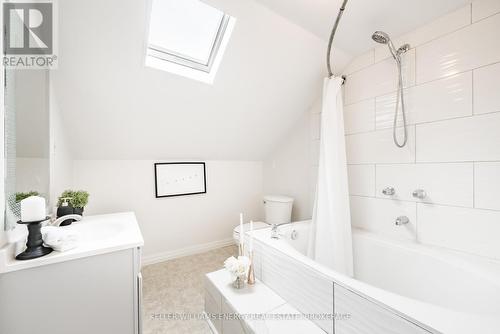 76 Metro Road N, Georgina (Historic Lakeshore Communities), ON - Indoor Photo Showing Bathroom