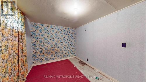 99 Pemberton Avenue, Toronto (Newtonbrook East), ON - Indoor Photo Showing Other Room