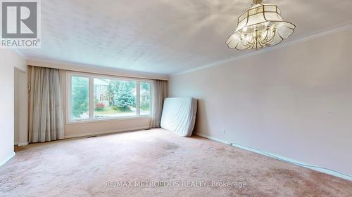 99 Pemberton Avenue, Toronto (Newtonbrook East), ON - Indoor Photo Showing Other Room