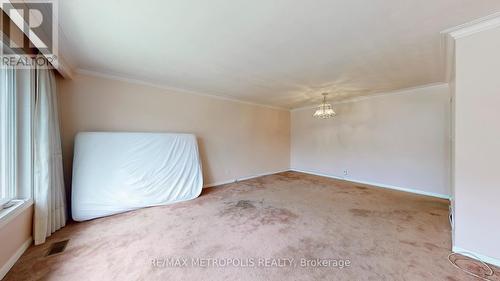 99 Pemberton Avenue, Toronto (Newtonbrook East), ON - Indoor Photo Showing Other Room