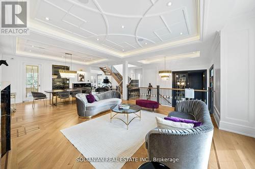 148 Munro Boulevard, Toronto (St. Andrew-Windfields), ON - Indoor Photo Showing Living Room