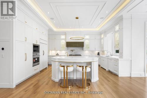 148 Munro Boulevard, Toronto (St. Andrew-Windfields), ON - Indoor Photo Showing Kitchen With Upgraded Kitchen