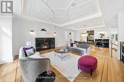 148 Munro Boulevard, Toronto (St. Andrew-Windfields), ON - Indoor Photo Showing Living Room With Fireplace