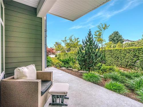 105-4960 Songbird Pl, Nanaimo, BC - Outdoor With Deck Patio Veranda With Exterior