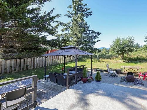 5617 Musgrave Rd, Union Bay, BC 