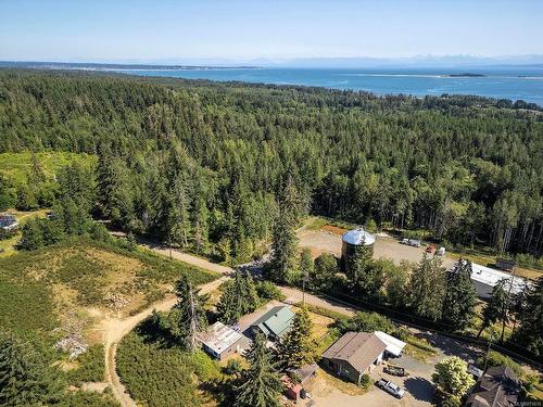 5617 Musgrave Rd, Union Bay, BC 