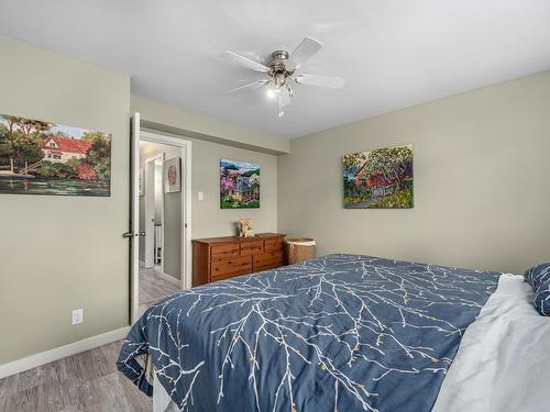 309-825 Hill Street, Ashcroft, BC - Indoor Photo Showing Bedroom