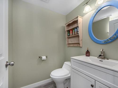 309-825 Hill Street, Ashcroft, BC - Indoor Photo Showing Bathroom