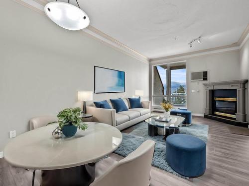 504-712 Sahali Terrace, Kamloops, BC - Indoor Photo Showing Living Room With Fireplace