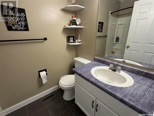 912 Aronec Place, La Ronge, SK - Indoor Photo Showing Bathroom