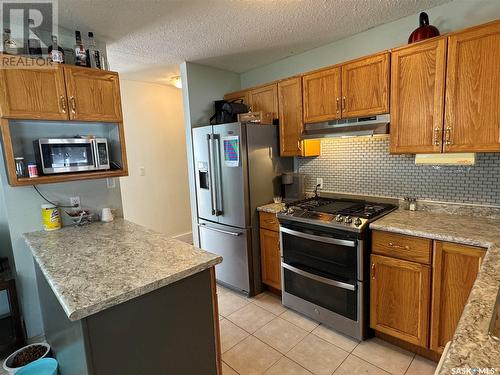 912 Aronec Place, La Ronge, SK - Indoor Photo Showing Kitchen