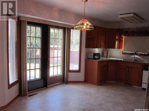 27 Groat Drive, Melfort, SK - Indoor Photo Showing Kitchen With Double Sink