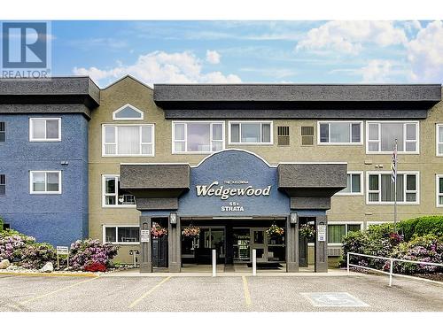 1045 Sutherland Avenue Unit# 164, Kelowna, BC - Outdoor With Facade