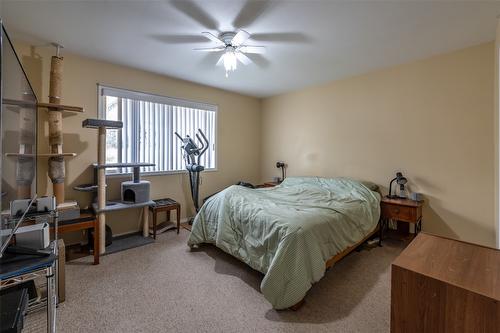 20-115 Redwing Place, Oliver, BC - Indoor Photo Showing Bedroom