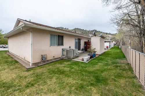 20-115 Redwing Place, Oliver, BC - Outdoor With Exterior