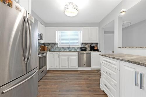 374 Limeridge Road E, Hamilton, ON - Indoor Photo Showing Kitchen With Stainless Steel Kitchen