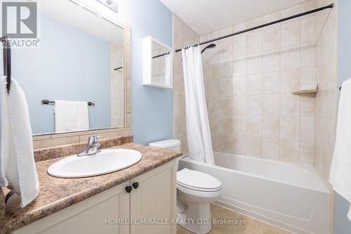 66 - 355 Fisher Mills Road, Cambridge, ON - Indoor Photo Showing Bathroom