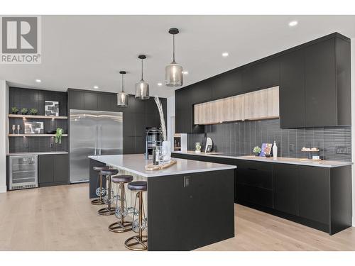 1026 Emslie Street Lot# Lot 7, Kelowna, BC - Indoor Photo Showing Kitchen With Upgraded Kitchen