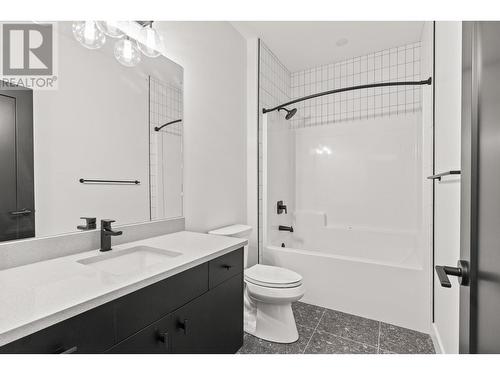 1026 Emslie Street Lot# Lot 7, Kelowna, BC - Indoor Photo Showing Bathroom