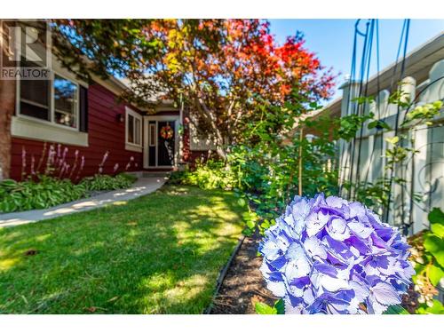 389 Mccarren Avenue, Kelowna, BC - Outdoor