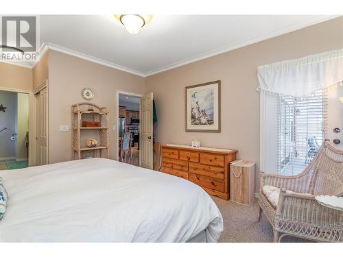 389 Mccarren Avenue, Kelowna, BC - Indoor Photo Showing Bedroom