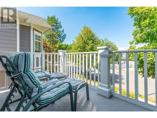 389 Mccarren Avenue, Kelowna, BC - Outdoor With Deck Patio Veranda With Exterior