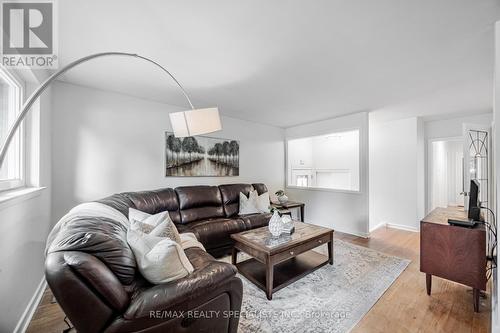 43 Ashfield Drive, Toronto (Eringate-Centennial-West Deane), ON - Indoor Photo Showing Living Room