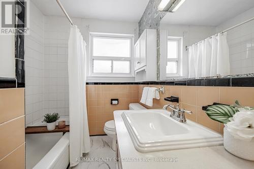 43 Ashfield Drive, Toronto (Eringate-Centennial-West Deane), ON - Indoor Photo Showing Bathroom