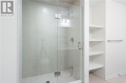 301 - 3028 Creekshore Common, Oakville, ON - Indoor Photo Showing Bathroom