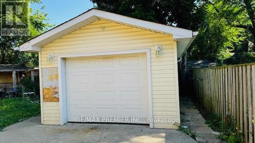 38 Pleasant Road, Guelph (Waverley), ON - Outdoor With Exterior