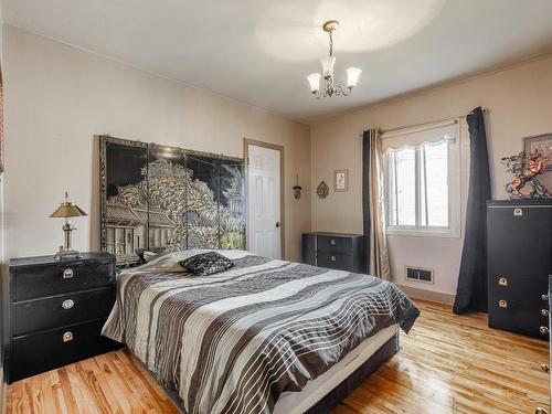 Chambre Ã  coucher principale - 296 Rue Chambly, Longueuil (Greenfield Park), QC - Indoor Photo Showing Bedroom