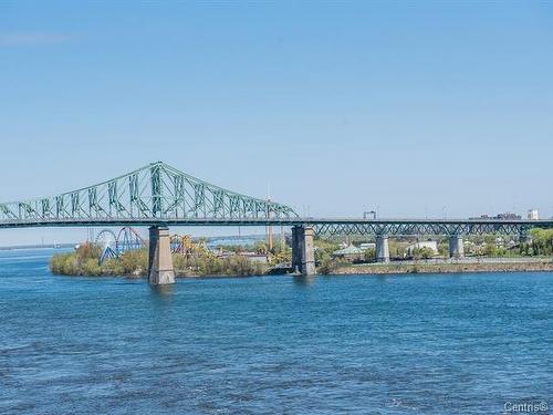 Water view - 612-1000 Rue De La Commune E., Montréal (Ville-Marie), QC - Outdoor With Body Of Water With View