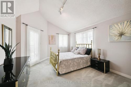 4143 Tapestry Trail, Mississauga (Rathwood), ON - Indoor Photo Showing Bedroom